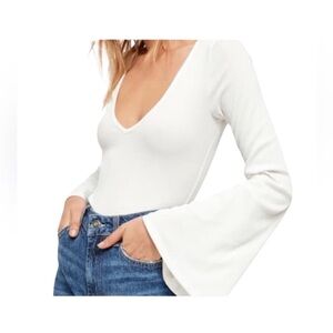 INTIMATELY FREE PEOPLE Charli Ribbed Bell Sleeve V-Neck Bodysuit Ivory Medium